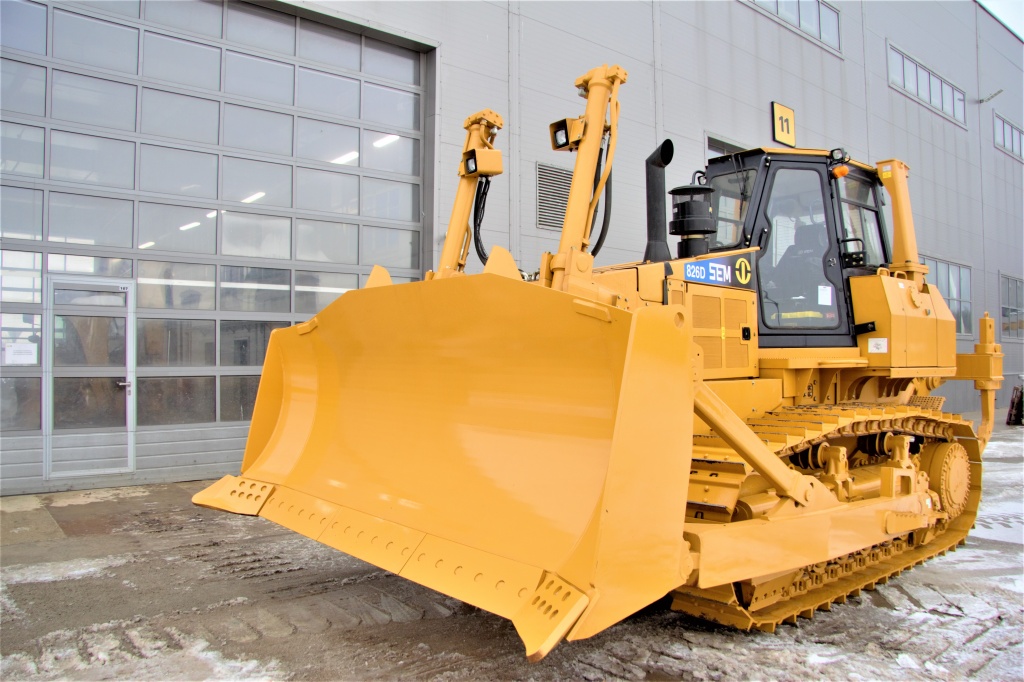 SEM826D 2022 - exterior 1.jpg