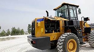 Фронтальный погрузчик SEM636D