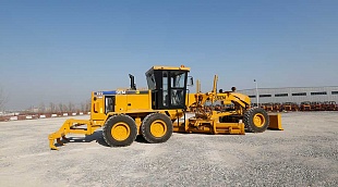 Автогрейдер SEM922 AWD