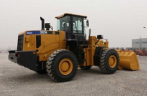 Фронтальный погрузчик SEM660D