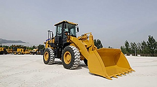 Фронтальный погрузчик SEM636D